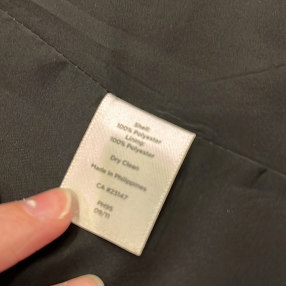 Talbots | Grace Fit One Button Split Cuff Blazer‎ | Black | Petite Size 6 (6P) - Picture 8 of 15